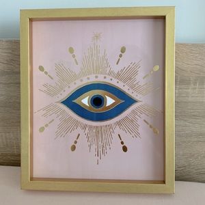 eye wall decor
